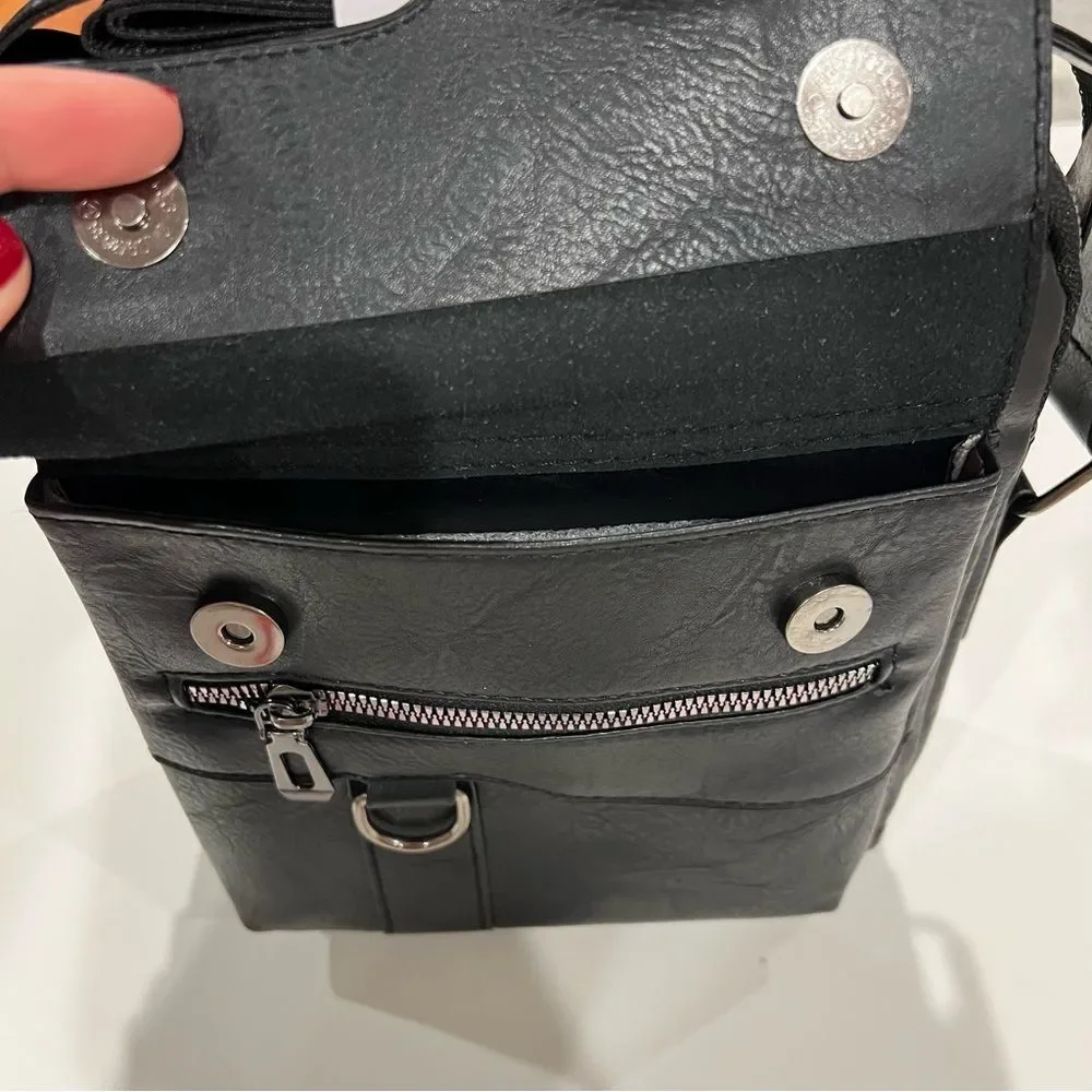 CarlKimu Men’s black leather bag - Picture 5 of 6